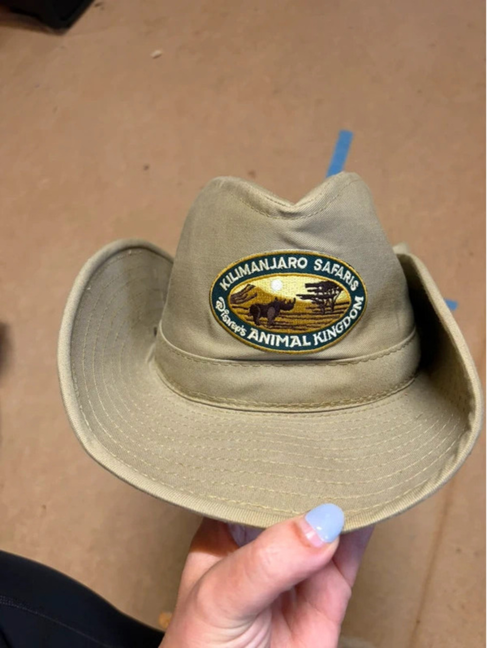 Disney World Animal Kingdom Kilimanjaro Safari Hat Size Medium Leather Strap